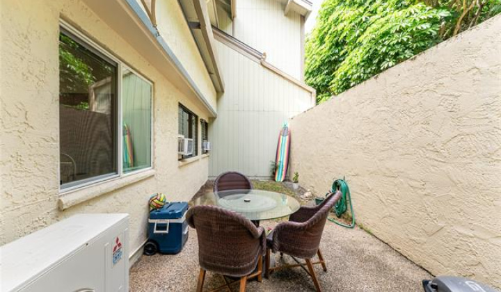 300 Kawaihae Street,Honolulu,Hawaii,96825,3 ベッドルーム ベッドルーム,2 バスルームバスルーム,コンド / タウンハウス,Kawaihae,1,17822422