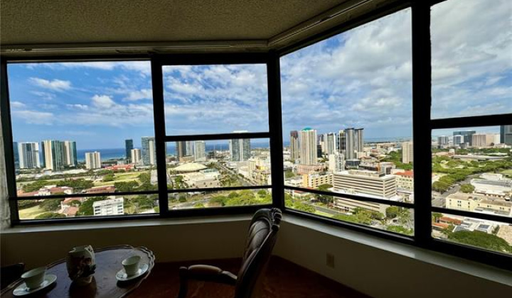 1750 Kalakaua Avenue,Honolulu,Hawaii,96826,1 BathroomBathrooms,Condo/Townhouse,Kalakaua,18,17407017