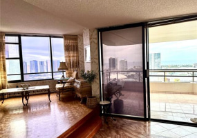 1750 Kalakaua Avenue,Honolulu,Hawaii,96826,1 BathroomBathrooms,Condo/Townhouse,Kalakaua,18,17407017