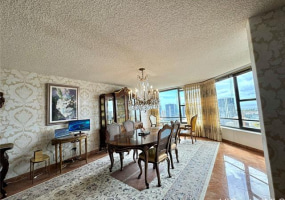 1221 VICTORIA Street,Honolulu,Hawaii,96814,3 ベッドルーム ベッドルーム,3 バスルームバスルーム,コンド / タウンハウス,VICTORIA,32,17827925