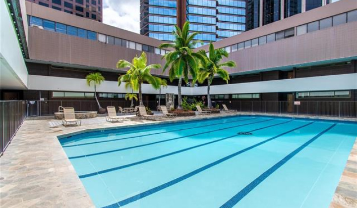 1088 Bishop Street,Honolulu,Hawaii,96813,1 ベッドルーム ベッドルーム,1 バスルームバスルーム,コンド / タウンハウス,Bishop,11,18972205