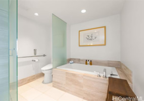 383 Kalaimoku Street,Honolulu,Hawaii,96815,1 Bedroom Bedrooms,1 BathroomBathrooms,Condo/Townhouse,Kalaimoku,19,17832918