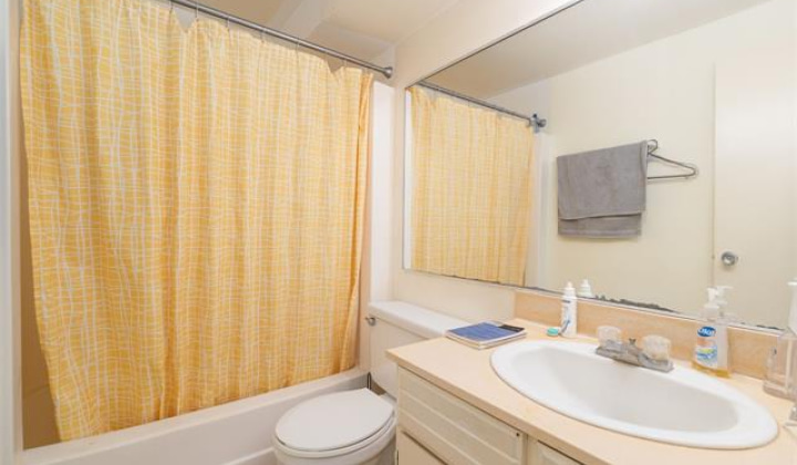 1025 Maunaihi Place,Honolulu,Hawaii,96822,1 BathroomBathrooms,Condo/Townhouse,Maunaihi,2,17839715