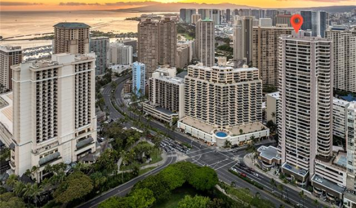 1910 Ala Moana Boulevard,Honolulu,Hawaii,96815,2 ベッドルーム ベッドルーム,2 バスルームバスルーム,コンド / タウンハウス,Ala Moana,19,18959077
