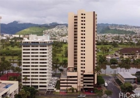 320 Liliuokalani Avenue,Honolulu,Hawaii,96815,2 Bedrooms Bedrooms,1 BathroomBathrooms,Condo/Townhouse,Liliuokalani,9,17436146
