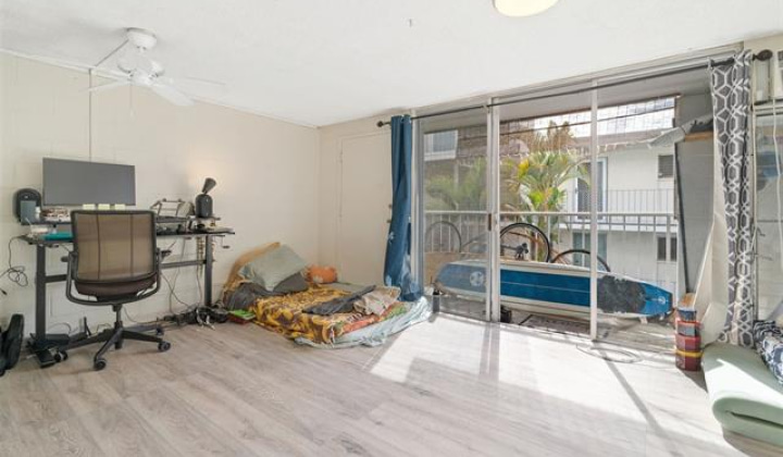 1025 Maunaihi Place,Honolulu,Hawaii,96822,1 BathroomBathrooms,Condo/Townhouse,Maunaihi,2,17839715