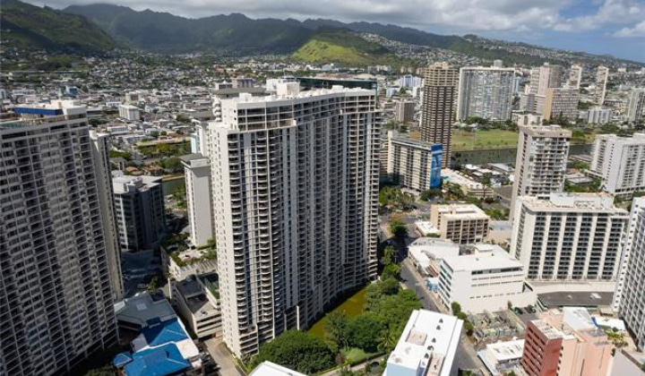 469 Ena Road,Honolulu,Hawaii,96815,2 ベッドルーム ベッドルーム,2 バスルームバスルーム,コンド / タウンハウス,Ena,19,18276304