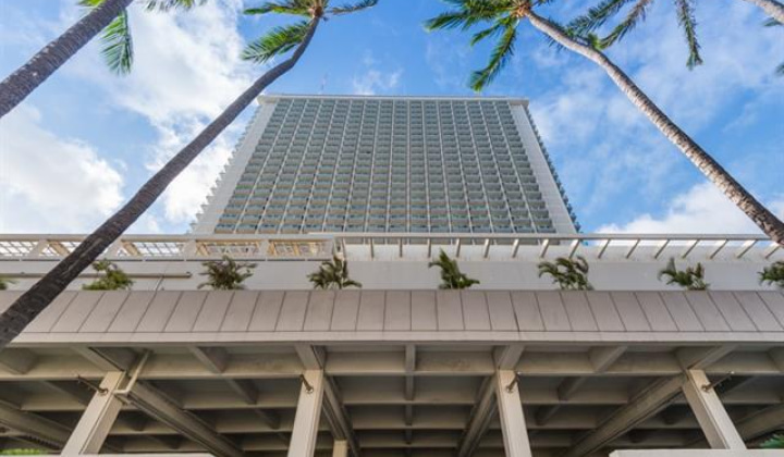 410 Atkinson Drive,Honolulu,Hawaii,96814,1 Bedroom Bedrooms,1 BathroomBathrooms,Condo/Townhouse,Atkinson,10,17840915