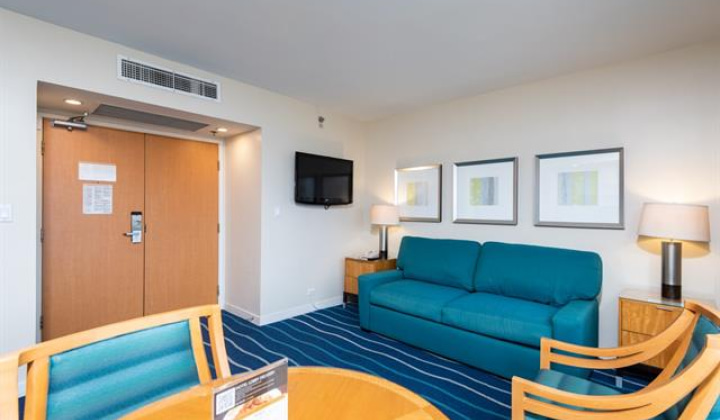 410 Atkinson Drive,Honolulu,Hawaii,96814,1 Bedroom Bedrooms,1 BathroomBathrooms,Condo/Townhouse,Atkinson,10,17840915