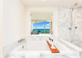 223 Saratoga Road,Honolulu,Hawaii,96815,1 ベッドルーム ベッドルーム,2 バスルームバスルーム,コンド / タウンハウス,Saratoga,17,17841522