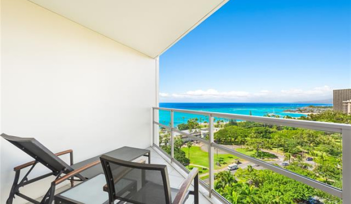 223 Saratoga Road,Honolulu,Hawaii,96815,1 ベッドルーム ベッドルーム,2 バスルームバスルーム,コンド / タウンハウス,Saratoga,17,17841522