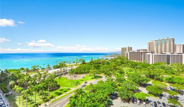 223 Saratoga Road,Honolulu,Hawaii,96815,1 ベッドルーム ベッドルーム,2 バスルームバスルーム,コンド / タウンハウス,Saratoga,17,17841522