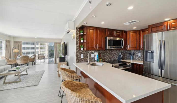 1777 Ala Moana Boulevard,Honolulu,Hawaii,96815,2 Bedrooms Bedrooms,2 BathroomsBathrooms,Condo/Townhouse,Ala Moana,5,17843117