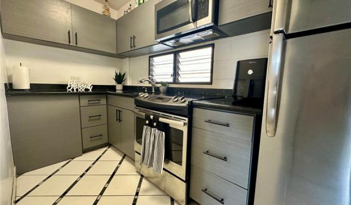 1906 Fern Street,Honolulu,Hawaii,96826,1 Bedroom Bedrooms,1 BathroomBathrooms,Condo/Townhouse,Fern,3,17843423