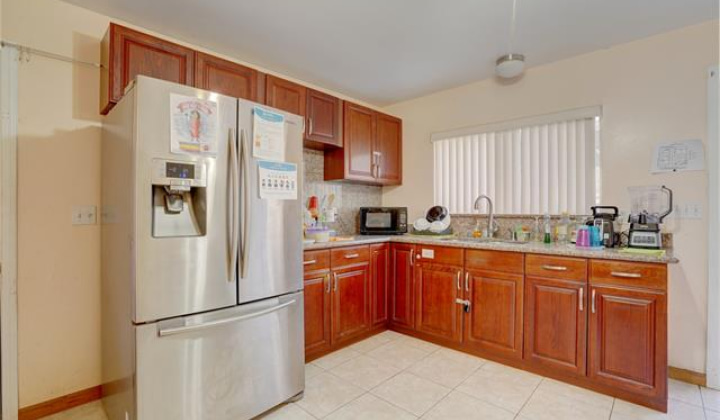 920 Laki Road,Honolulu,Hawaii,96817,9 Bedrooms Bedrooms,5 BathroomsBathrooms,Single family,Laki,17844148