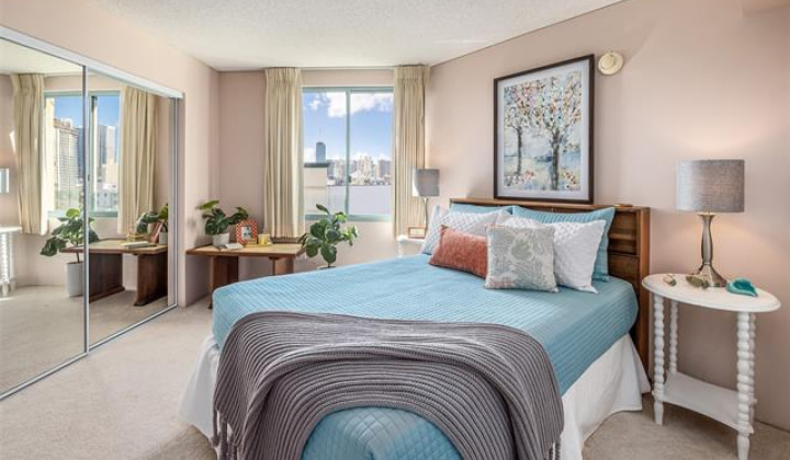 1314 Kalakaua Avenue,Honolulu,Hawaii,96826,2 Bedrooms Bedrooms,2 BathroomsBathrooms,Condo/Townhouse,Kalakaua,5,17847194