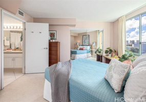 1314 Kalakaua Avenue,Honolulu,Hawaii,96826,2 Bedrooms Bedrooms,2 BathroomsBathrooms,Condo/Townhouse,Kalakaua,5,17847194