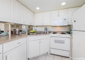 1314 Kalakaua Avenue,Honolulu,Hawaii,96826,2 Bedrooms Bedrooms,2 BathroomsBathrooms,Condo/Townhouse,Kalakaua,5,17847194