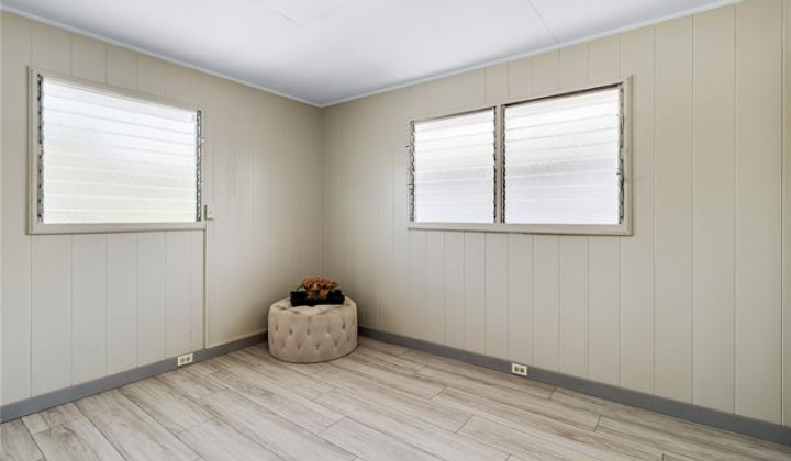 1727 Ema Place,Honolulu,Hawaii,96819,9 Bedrooms Bedrooms,4 BathroomsBathrooms,Single family,Ema,17849364