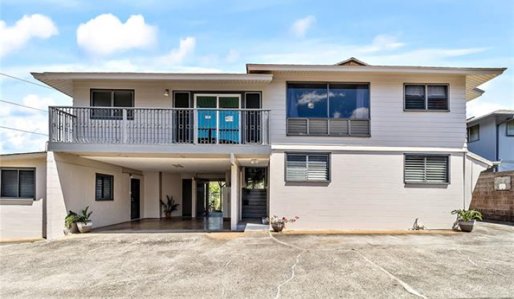 1727 Ema Place,Honolulu,Hawaii,96819,9 Bedrooms Bedrooms,4 BathroomsBathrooms,Single family,Ema,17849364