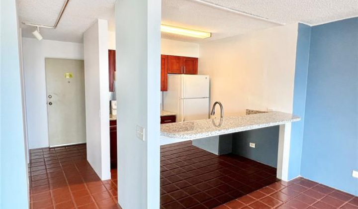 2444 Hihiwai Street,Honolulu,Hawaii,96826,1 ベッドルーム ベッドルーム,1 バスルームバスルーム,コンド / タウンハウス,Hihiwai,22,17850404