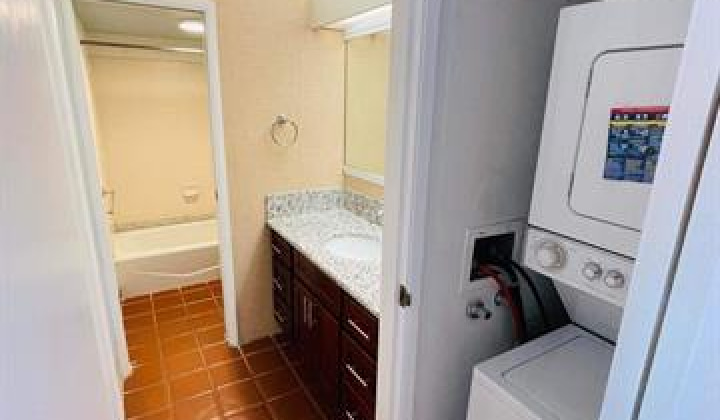 2444 Hihiwai Street,Honolulu,Hawaii,96826,1 ベッドルーム ベッドルーム,1 バスルームバスルーム,コンド / タウンハウス,Hihiwai,22,17850404