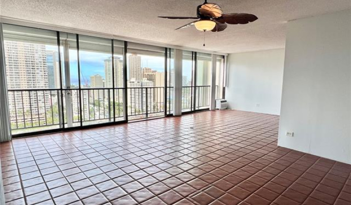2444 Hihiwai Street,Honolulu,Hawaii,96826,1 ベッドルーム ベッドルーム,1 バスルームバスルーム,コンド / タウンハウス,Hihiwai,22,17850404