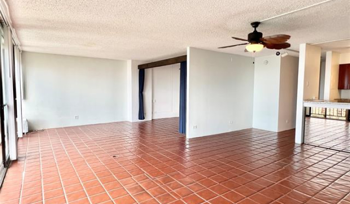 2444 Hihiwai Street,Honolulu,Hawaii,96826,1 ベッドルーム ベッドルーム,1 バスルームバスルーム,コンド / タウンハウス,Hihiwai,22,17850404