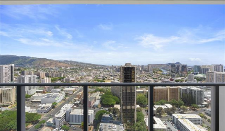 1515 Liona Street,Honolulu,Hawaii,96814,1 ベッドルーム ベッドルーム,1 バスルームバスルーム,コンド / タウンハウス,Liona,38,18981624