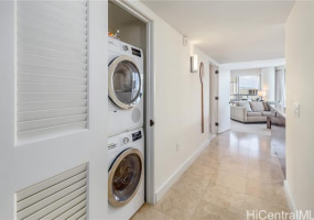 223 Saratoga Road,Honolulu,Hawaii,96815,1 Bedroom Bedrooms,1 BathroomBathrooms,Condo/Townhouse,Saratoga,20,17853656