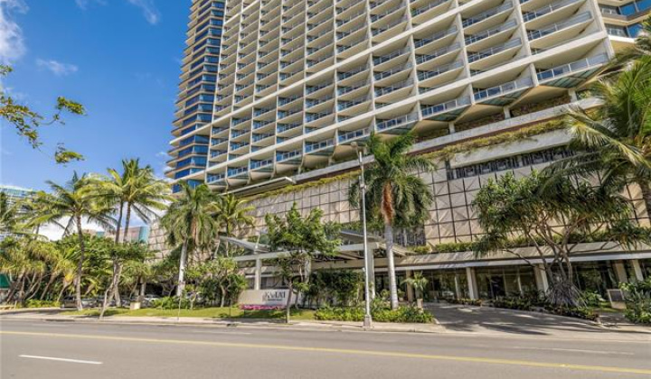 223 Saratoga Road,Honolulu,Hawaii,96815,1 Bedroom Bedrooms,1 BathroomBathrooms,Condo/Townhouse,Saratoga,20,17853656