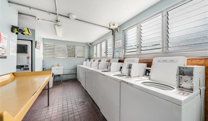2630 Kapiolani Boulevard,Honolulu,Hawaii,96826,2 Bedrooms Bedrooms,1 BathroomBathrooms,Condo/Townhouse,Kapiolani,8,18986661