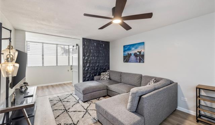 225 Liliuokalani Avenue,Honolulu,Hawaii,96815,2 ベッドルーム ベッドルーム,1 バスルームバスルーム,コンド / タウンハウス,Liliuokalani,5,18987661