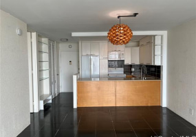 400 Hobron Lane,Honolulu,Hawaii,96815,1 Bedroom Bedrooms,1 BathroomBathrooms,Condo/Townhouse,Hobron,33,17855779