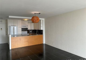 400 Hobron Lane,Honolulu,Hawaii,96815,1 Bedroom Bedrooms,1 BathroomBathrooms,Condo/Townhouse,Hobron,33,17855779