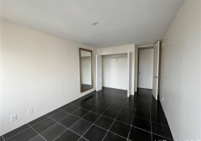 400 Hobron Lane,Honolulu,Hawaii,96815,1 Bedroom Bedrooms,1 BathroomBathrooms,Condo/Townhouse,Hobron,33,17855779