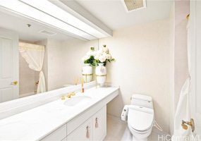 1341 Kapiolani Boulevard,Honolulu,Hawaii,96814,2 Bedrooms Bedrooms,2 BathroomsBathrooms,Condo/Townhouse,Kapiolani,21,18326766
