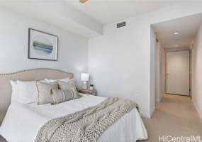 1001 Queen Street,Honolulu,Hawaii,96814,3 Bedrooms Bedrooms,3 BathroomsBathrooms,Condo/Townhouse,Queen,25,17863634