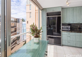2979 Kalakaua Avenue,Honolulu,Hawaii,96815,1 Bedroom Bedrooms,1 BathroomBathrooms,Condo/Townhouse,Kalakaua,5,17876417
