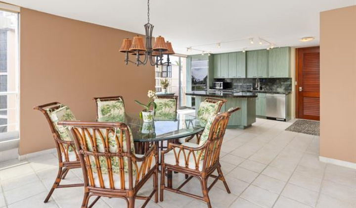 2979 Kalakaua Avenue,Honolulu,Hawaii,96815,1 Bedroom Bedrooms,1 BathroomBathrooms,Condo/Townhouse,Kalakaua,5,17876417