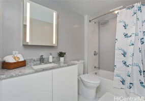 987 Queen Street,Honolulu,Hawaii,96814,1 BathroomBathrooms,Condo/Townhouse,Queen,25,17877379