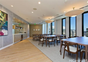 987 Queen Street,Honolulu,Hawaii,96814,1 BathroomBathrooms,Condo/Townhouse,Queen,25,17877379