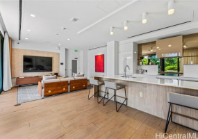 987 Queen Street,Honolulu,Hawaii,96814,1 BathroomBathrooms,Condo/Townhouse,Queen,25,17877379