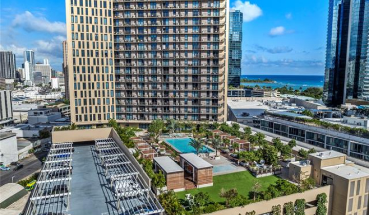 987 Queen Street,Honolulu,Hawaii,96814,1 BathroomBathrooms,Condo/Townhouse,Queen,25,17877379