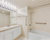 1314 Kalakaua Avenue,Honolulu,Hawaii,96826,2 Bedrooms Bedrooms,1 BathroomBathrooms,Condo/Townhouse,Kalakaua,6,17878597