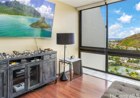 511 Hahaione Street,Honolulu,Hawaii,96825,1 Bedroom Bedrooms,1 BathroomBathrooms,Condo/Townhouse,Hahaione,20,17881672