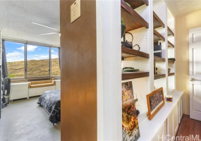 511 Hahaione Street,Honolulu,Hawaii,96825,1 Bedroom Bedrooms,1 BathroomBathrooms,Condo/Townhouse,Hahaione,20,17881672