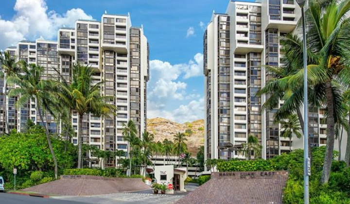 511 Hahaione Street,Honolulu,Hawaii,96825,1 Bedroom Bedrooms,1 BathroomBathrooms,Condo/Townhouse,Hahaione,20,17881672