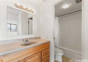 2240 Kuhio Avenue,Honolulu,Hawaii,96815,1 Bedroom Bedrooms,1 BathroomBathrooms,Condo/Townhouse,Kuhio,24,17885544