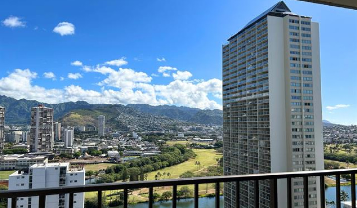 2240 Kuhio Avenue,Honolulu,Hawaii,96815,1 Bedroom Bedrooms,1 BathroomBathrooms,Condo/Townhouse,Kuhio,24,17885544